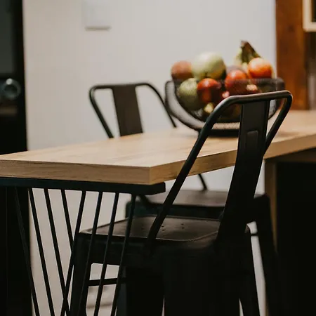 Zapato Apartment *
